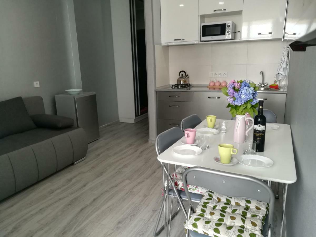 Apartament In Real Pealce In 巴统 外观 照片