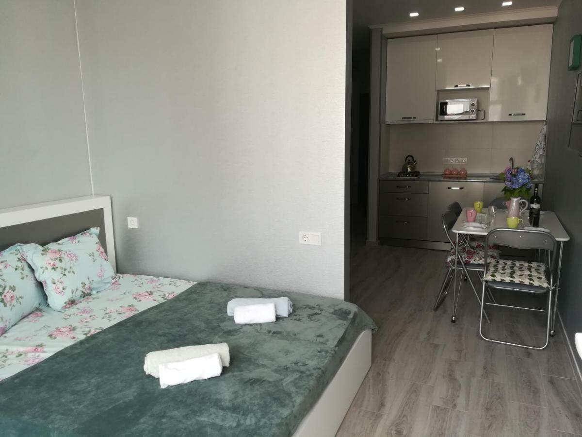Apartament In Real Pealce In 巴统 外观 照片