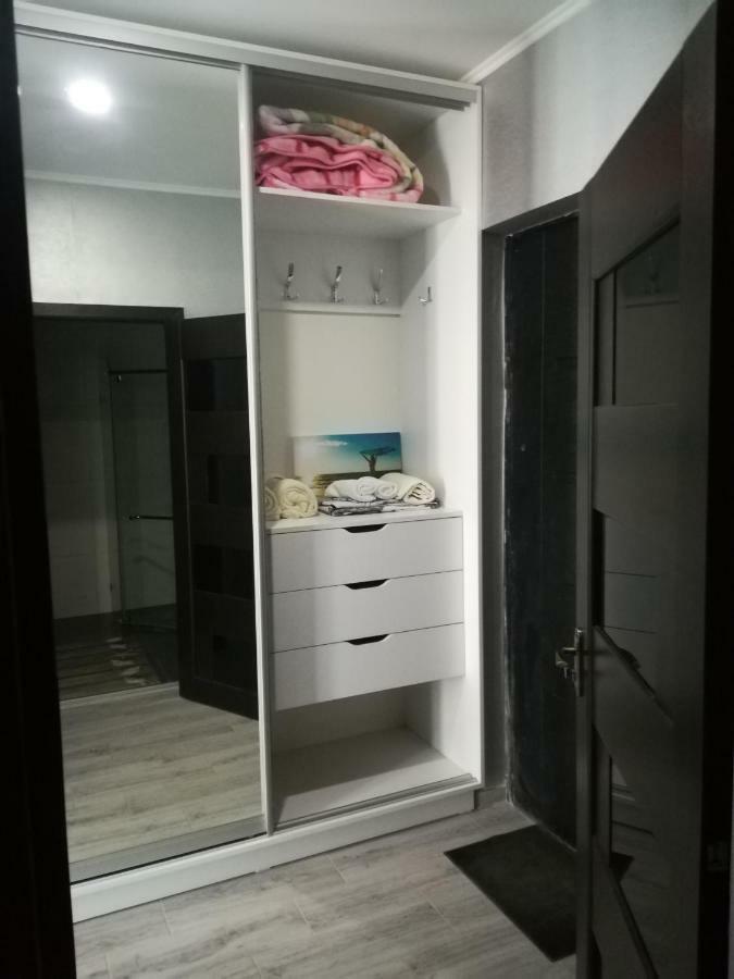 Apartament In Real Pealce In 巴统 外观 照片